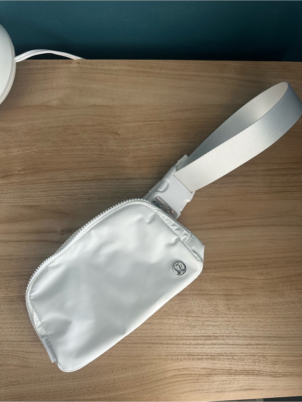 lululemon athletica belt bag